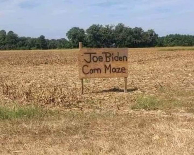 biden_cornmaze.jpg